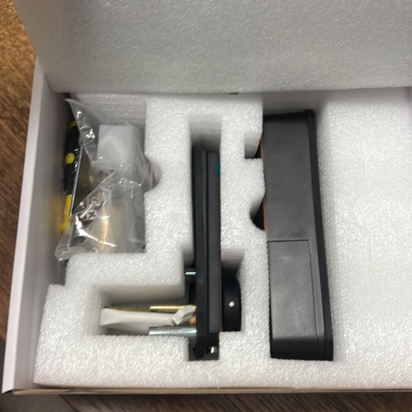 Smonet smart lock deadbolt - Picture 2 of 7